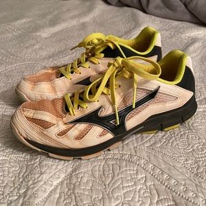 Mizuno women’s Turfs